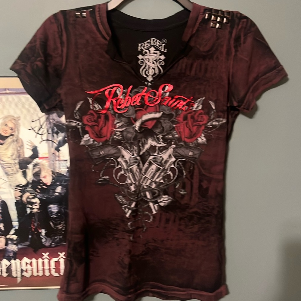 NWOT REBEL SAINTS TEE
